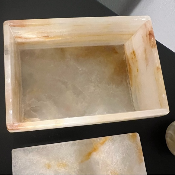 Vintage Alabaster Onyx Marble Stone Jewelry Box & Bud Vase - Picture 3 of 7